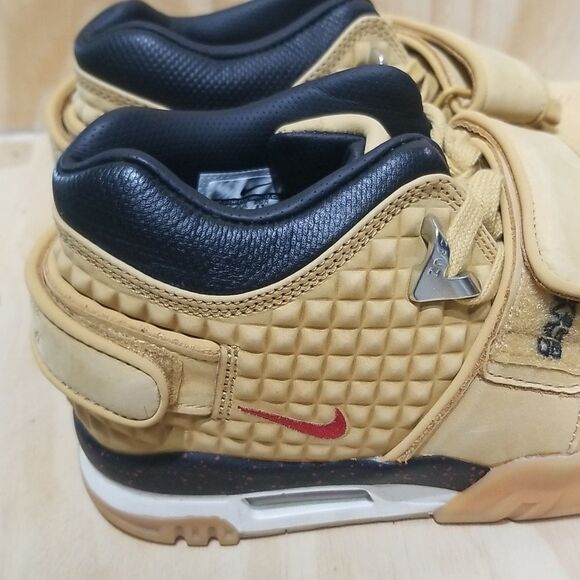 NIKE AIR TR. V. CRUZ GYM WHEAT Mens sz 8 / Wmn's sz 9 1/2 RED-BLACK-SAIL - Picture 6 of 9